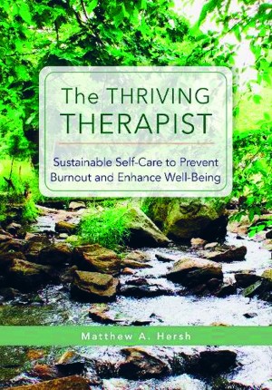 Omslagsbilde av boken The Thriving Therapist